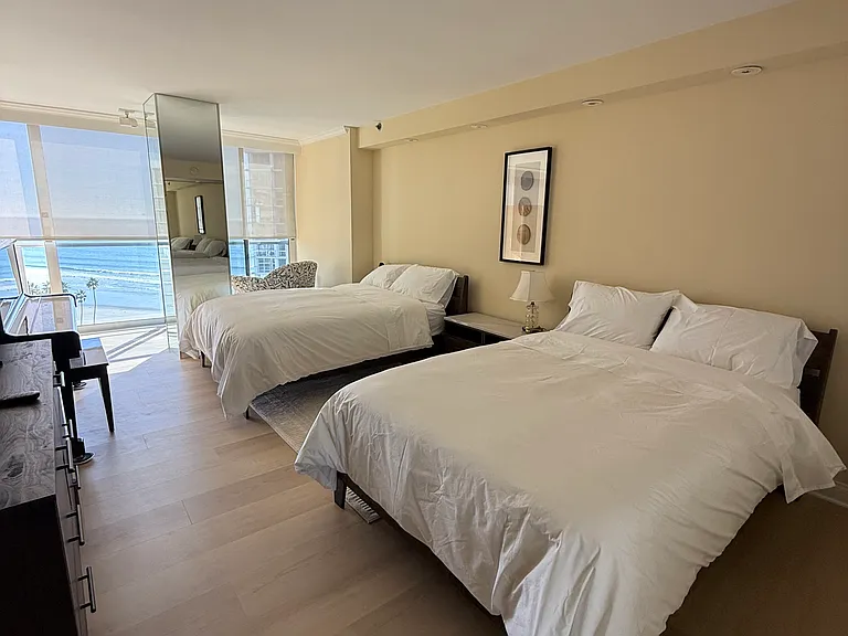1750 Avenida Del Mundo #1208 — Photo 2