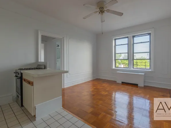140 Bay Ridge Parkway 62 image 1 of 5