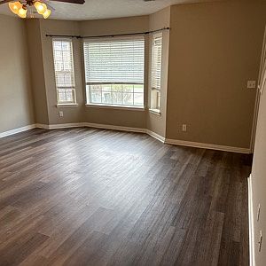 4th image of 619 Trejo St #619