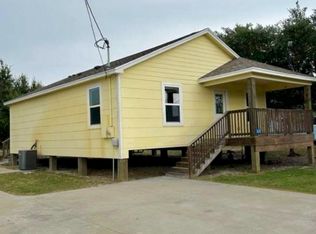 2121A Lone Star Rd, Rockport, TX 78382