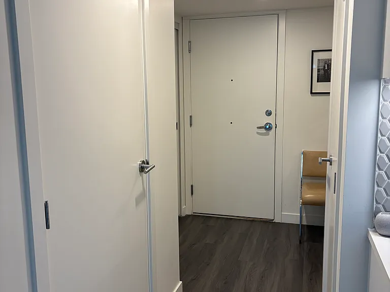 212 E 28th Ave #203 — Photo 7