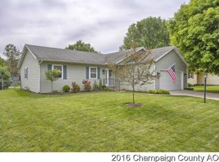 2302 Carlisle Dr, Champaign, IL
