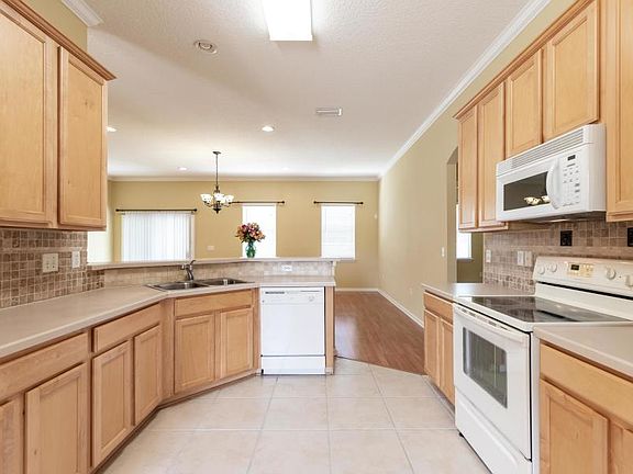 4th image of 8317 Warlin Dr N
