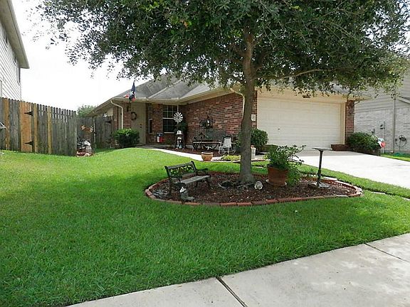 3rd image of 11819 Pebble Sands Dr
