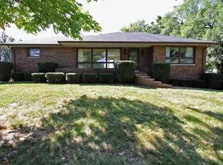 12430 Buckeye Rd, Highland, IL 62249