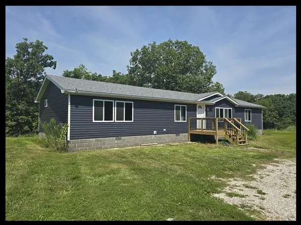 2851 County Road 2440, Huntsville, MO 65259