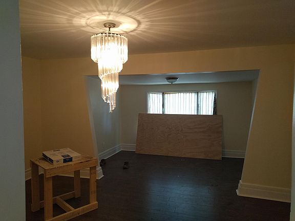 3rd image of 997 Northland Ave #1