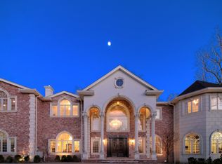 399 Elkwood Ter, Englewood, NJ 07631