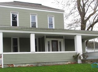 221 Hopkins St, Defiance, OH 43512