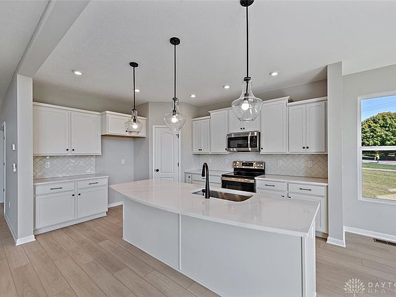 3rd image of 3525 Cypress Pointe Dr