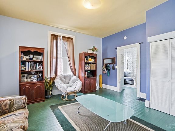 5th image of 4309 Vine St
