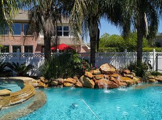 3507 Parkside Dr, Pearland, TX 77584