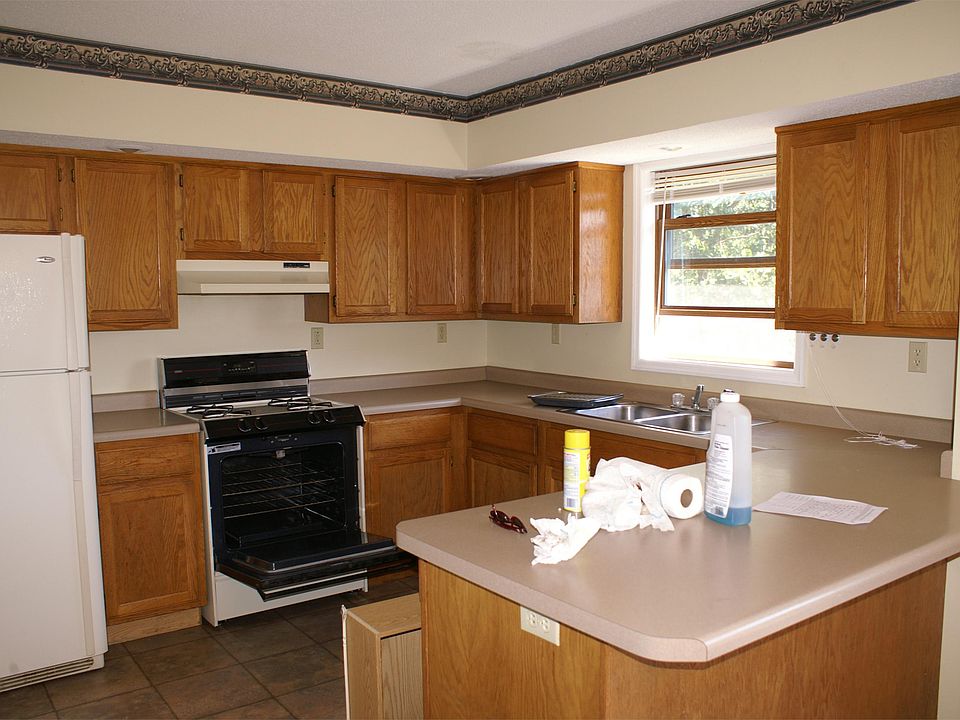 1st image of 640 Circle Pine Dr #A