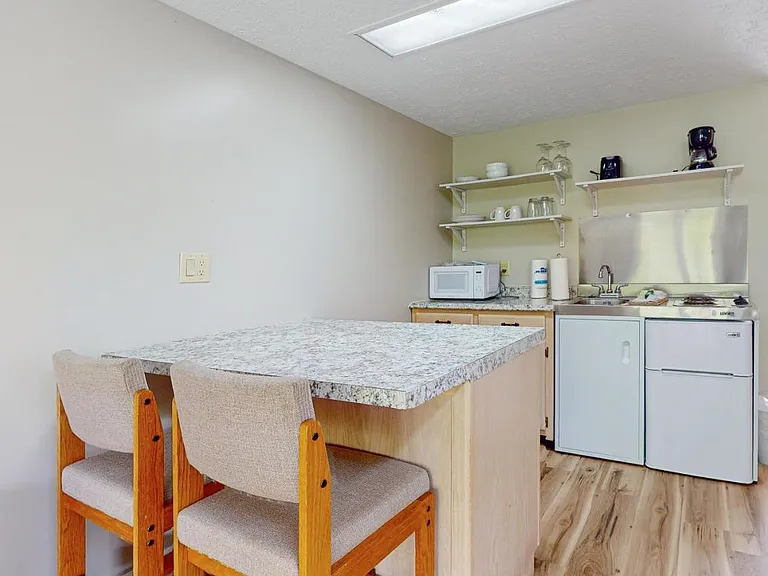 661 Harrison Ferry Rd — Photo 8