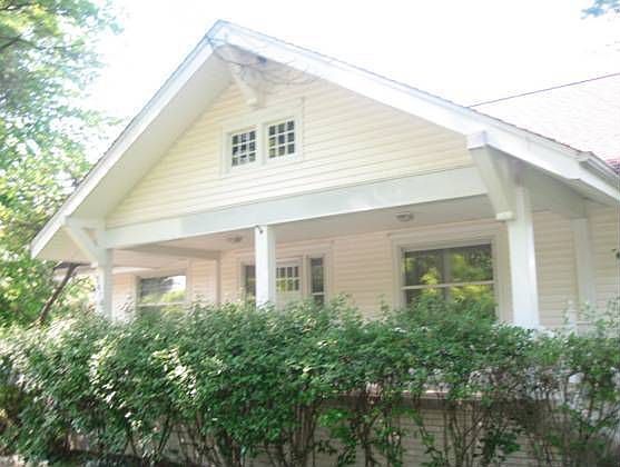 1st image of 2818 E Jackson Blvd