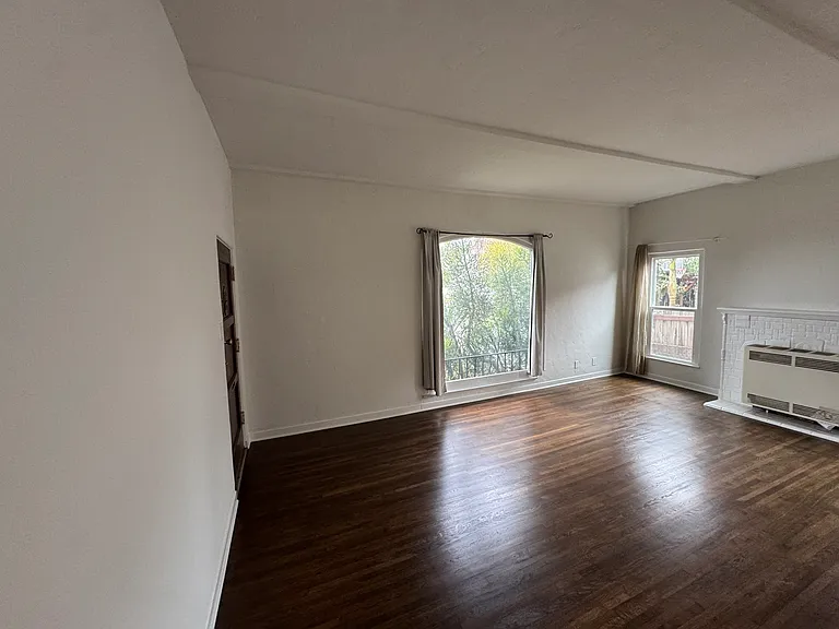 1874 S Redondo Blvd #1874 — Photo 8