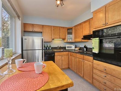 1056 N Marion St APT 202, Denver, CO, 80218