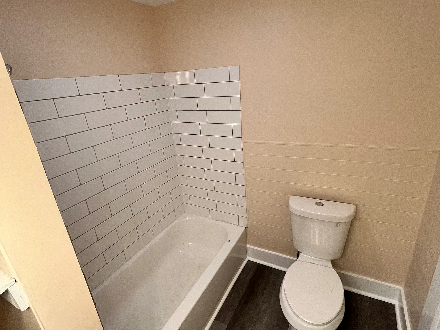 3 bed, 1150 sqft, $2,300 — Photo 3