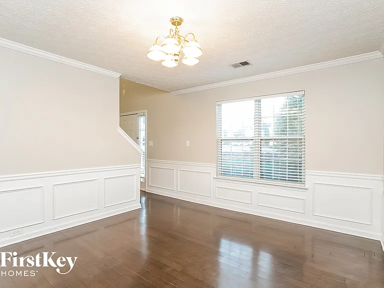 4360 Sentinel Pl NW — Photo 5