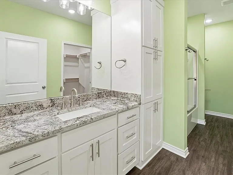 806 S Newsom St #806 — Photo 28