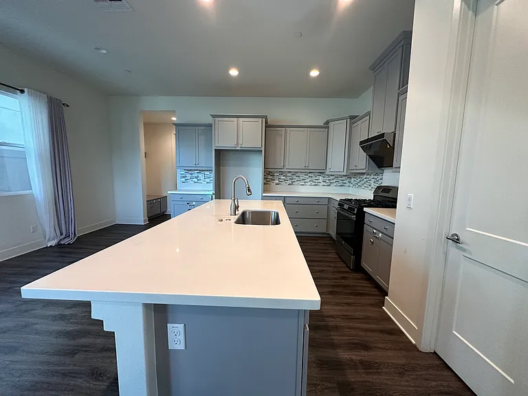 15852 Ellington Way — Photo 7