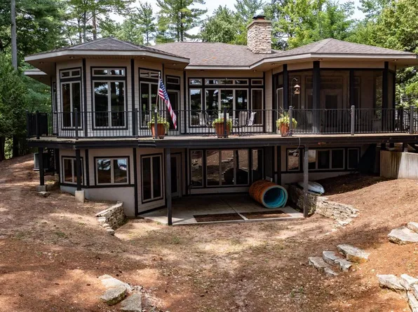 E1241 Channel Park DRIVE, Waupaca, WI 54981