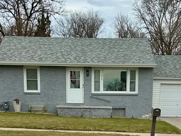 6929 Adams St, Lincoln, NE 68507