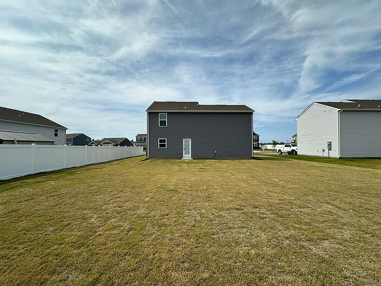3616 Clyde St — Photo 12