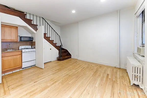 Rented by Halstead Real Estate | media 13