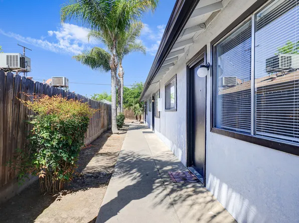 525 S Santa Fe Street, Visalia, CA 93277