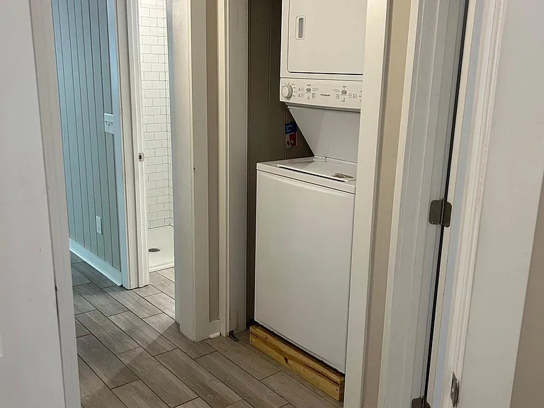 175 Oak St — Photo 13