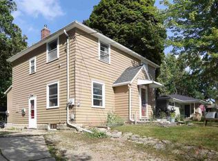 1304 E South River St, Appleton, WI 54915