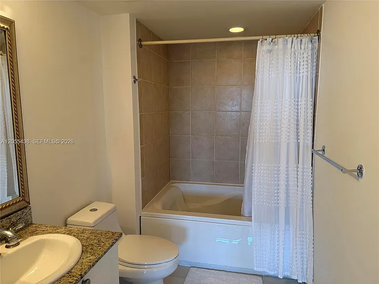 19501 W Country Club Dr #1705 — Photo 14