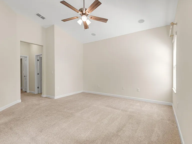 1317 Gleneagles Ln — Photo 16