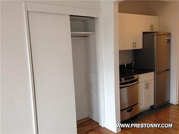 3rd image of 117 Charles St APT 1A