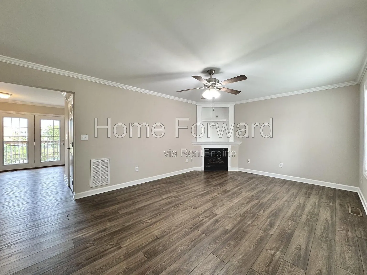 4 bed, 3.0 bath, 1833 sqft, $2,500 — Photo 4