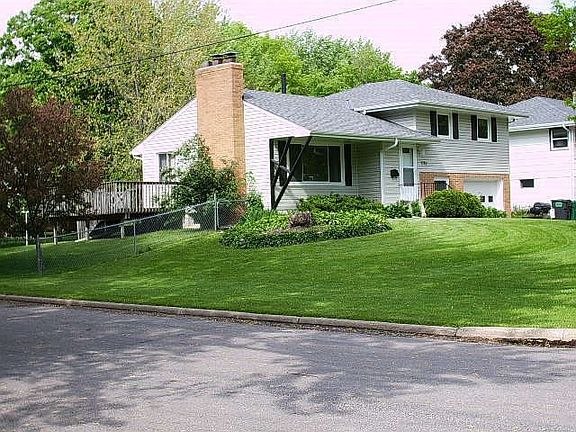 Large Wrap Around Deck