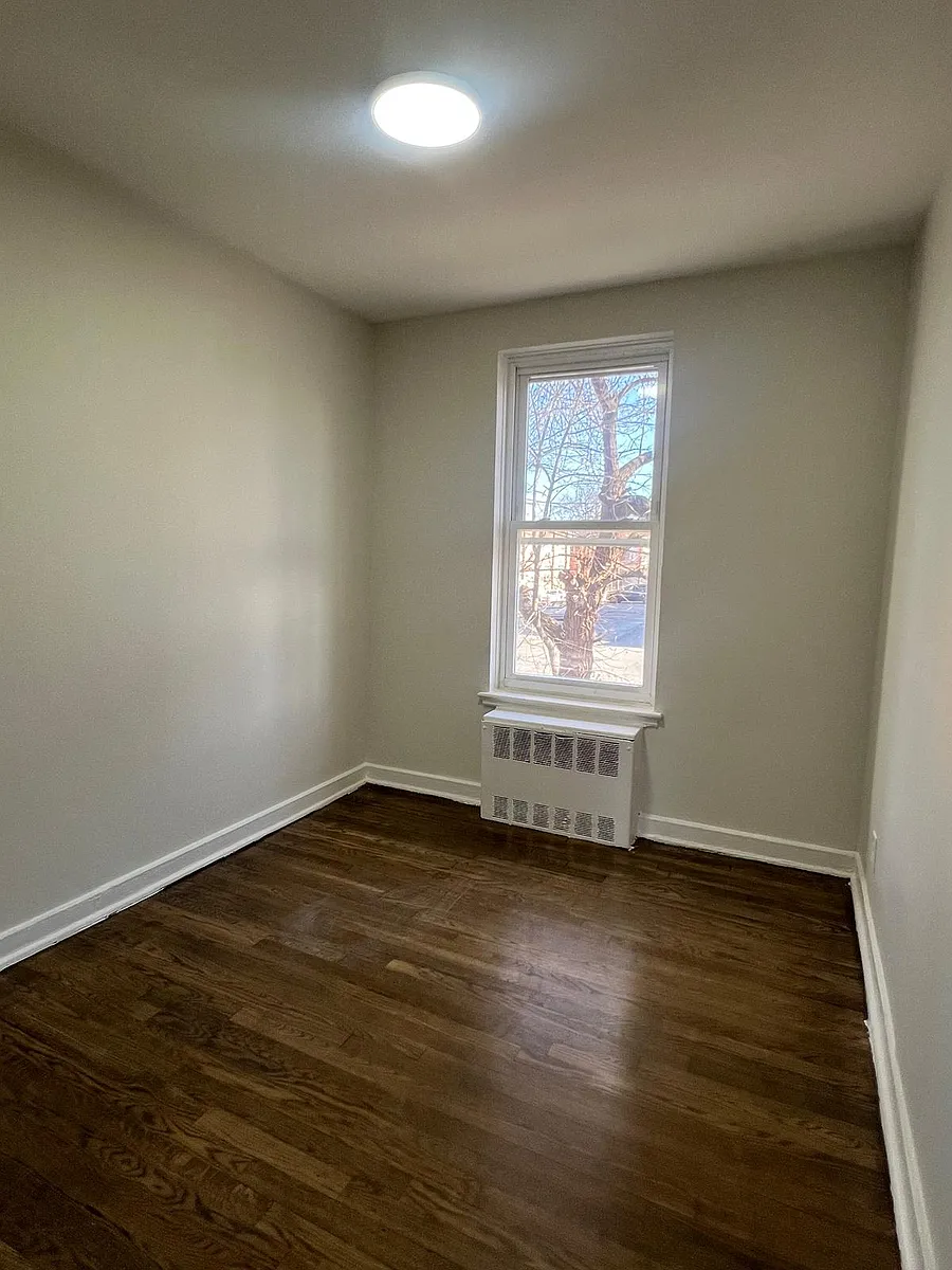 Building Photo - 680 Park Ave #19-2B