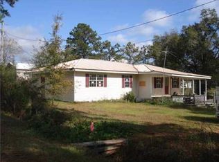 10 Leona Cooper Rd, Carriere, MS 39426