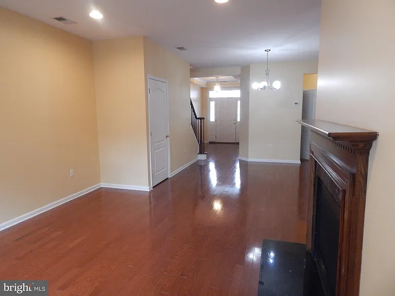 4 Blake Dr — Photo 7