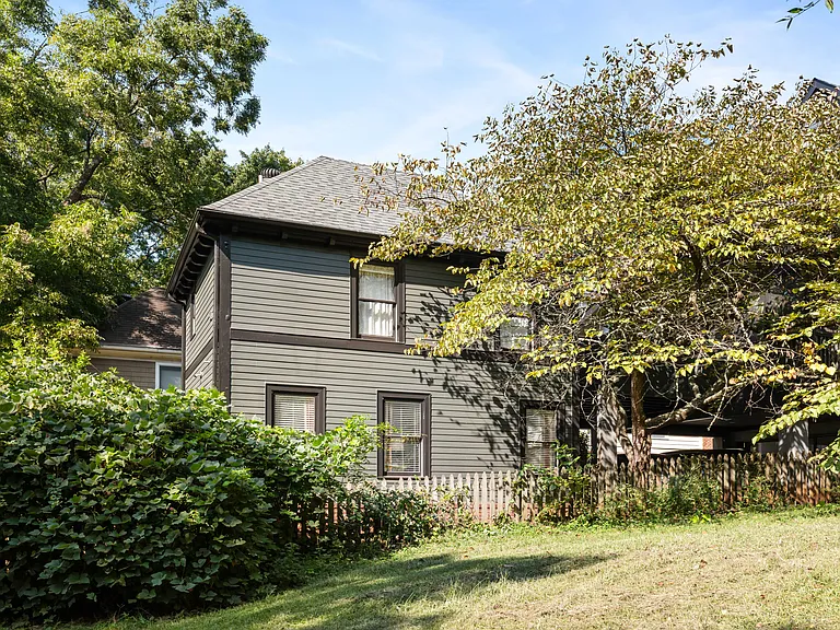 349 N Highland Ave NE #CARRIAGE HOUSE — Photo 41