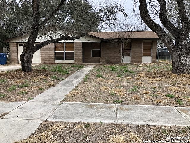 1st image of 1008 Harvey Ave