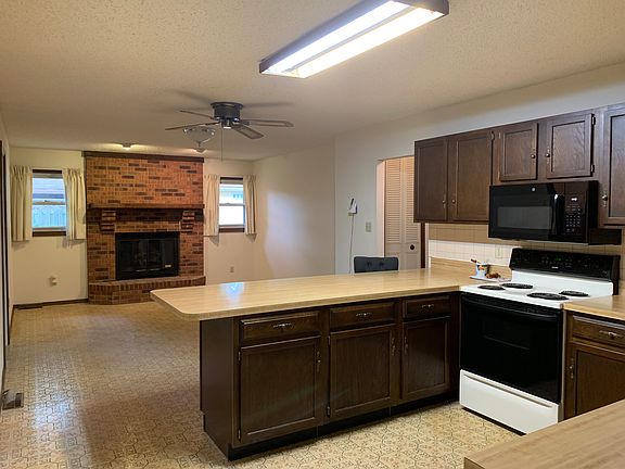 3rd image of 3436 Bold Forbes Way