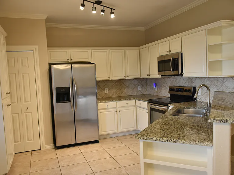 4135 Copano Bay — Photo 6