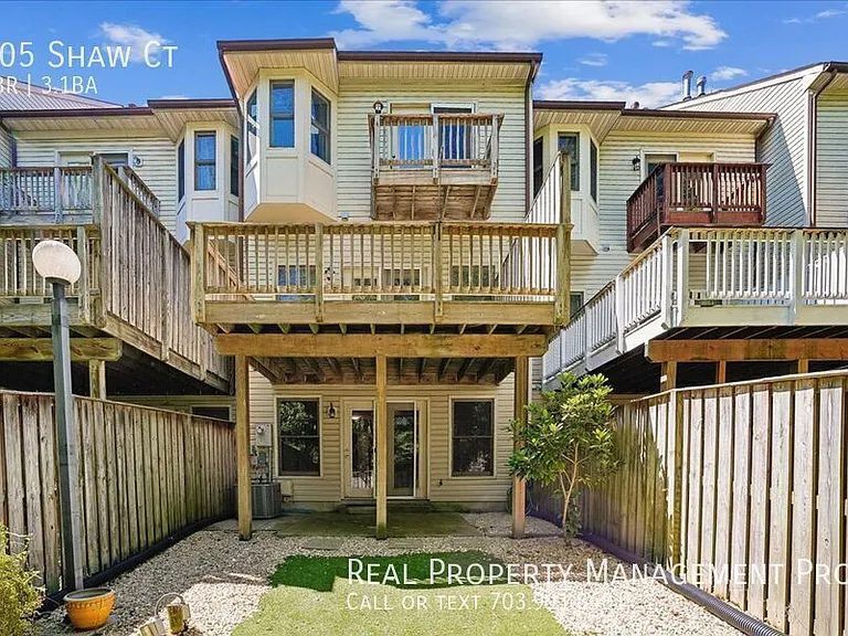 905 Shaw Ct — Photo 18