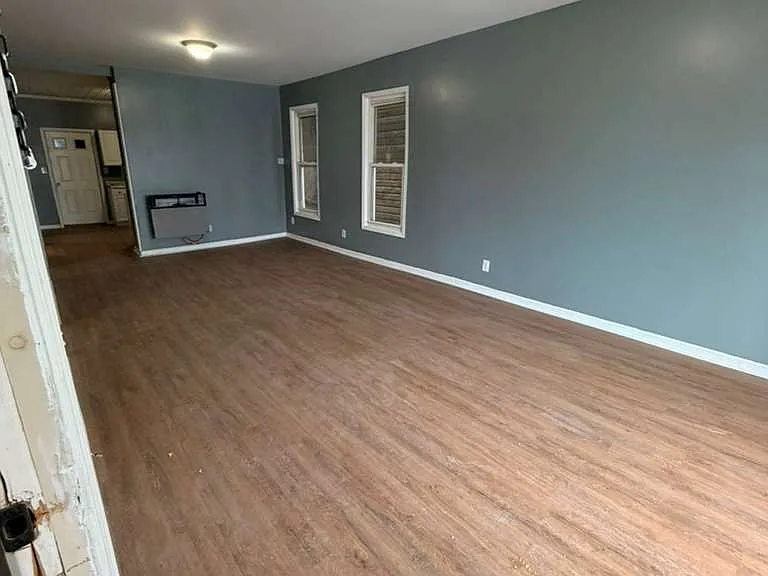 884 3rd Ave #3 — Photo 9