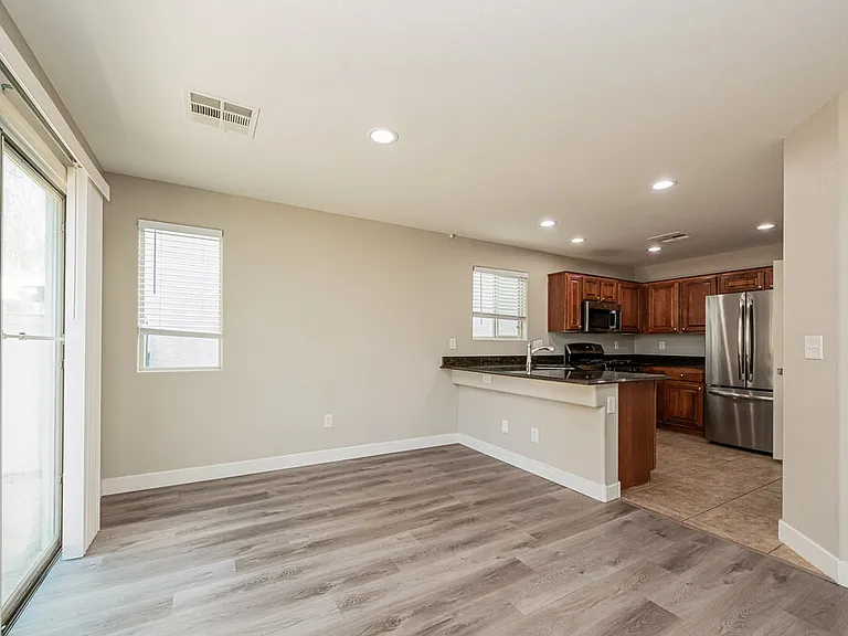 6711 Scarlet Star Ave — Photo 5