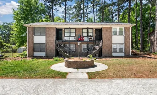 215 Windsor Point Rd #C Photo 1