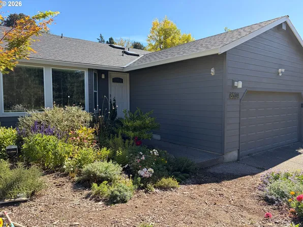8524 SW 10th Ave, Portland, OR 97219