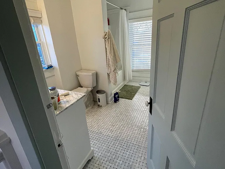 1519 Fremont Pl — Photo 12